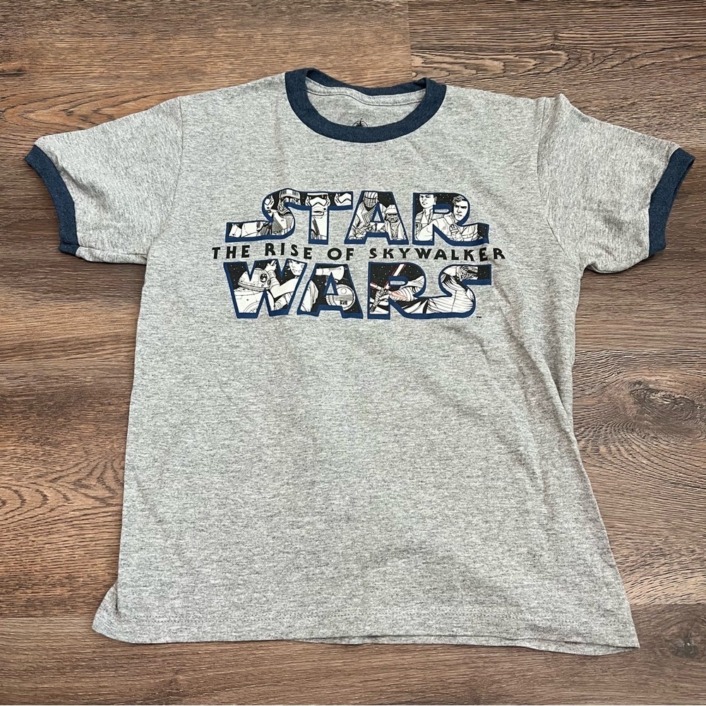 Star Wars Disney Women’s Gray T-Shirt The Rise of Skywalker